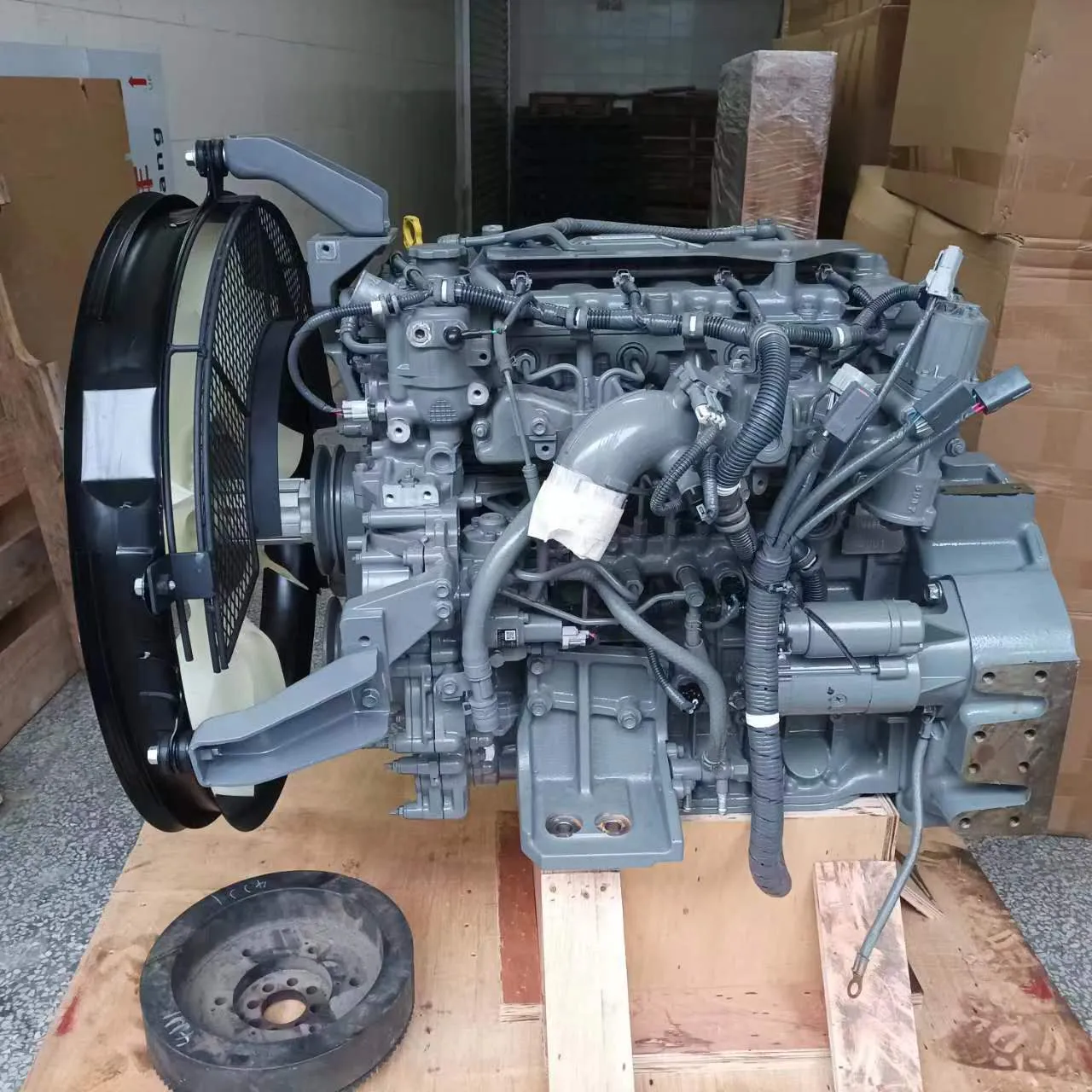 Двигатель Isuzu 4JJ1  в сборе с навесным оборудованием