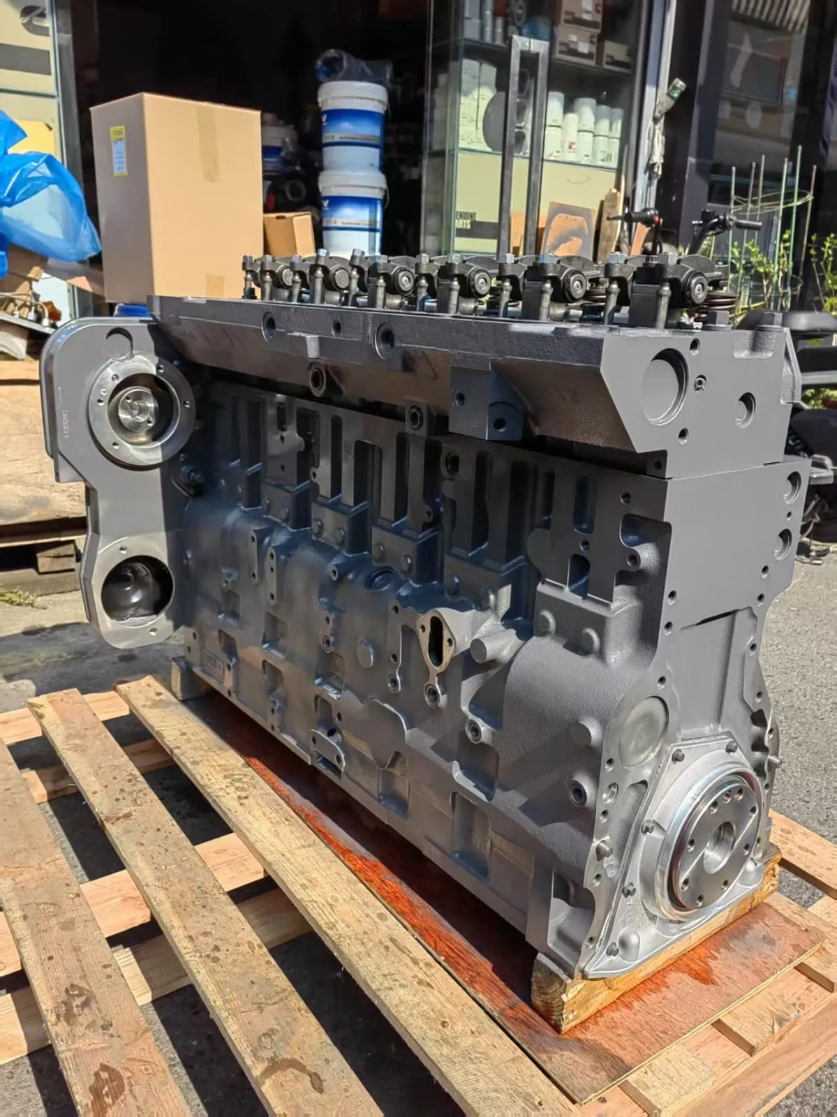 Двигатель Cummins 6CTA 8.3 В сборе без навесного