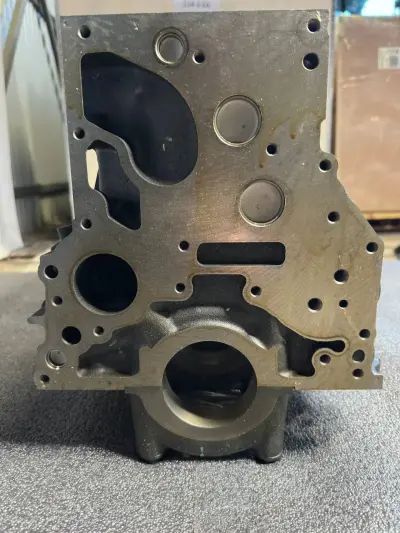 Блок цилиндров Isuzu 4JJ1 — фото 2