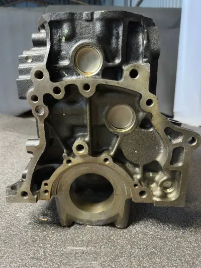 Блок цилиндров Isuzu 4JJ1 — фото 3