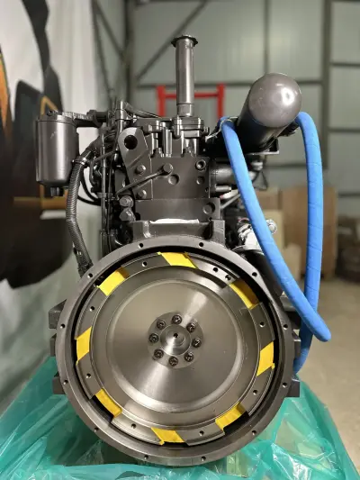 Двигатель Komatsu SAA6D114E-3 в сборе с навесным оборудованием — фото 2