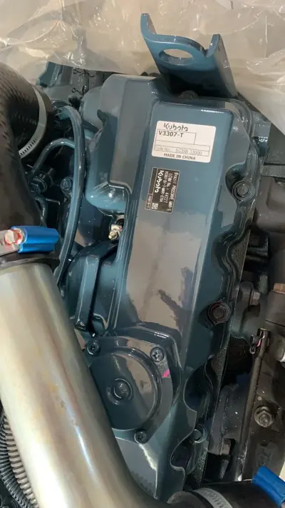 Двигатель Kubota V3307-T  в сборе с навесным оборудованием — фото 6