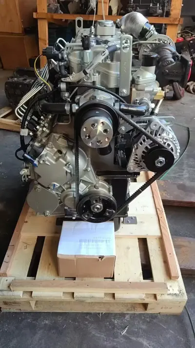 Двигатель Perkins 404D-22T в сборе с навесным оборудованием — фото 3