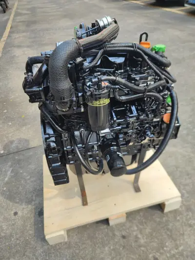 Двигатель Yanmar 4TNV98T в сборе с навесным — фото 2