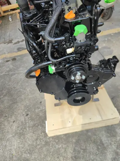 Двигатель Yanmar 4TNV98T в сборе с навесным