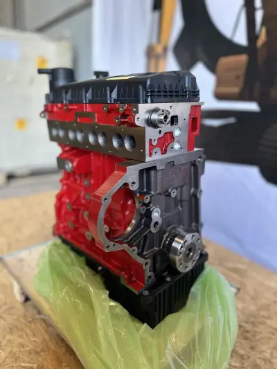 Двигатель ISF 2.8 в сборе без навесного оборудования