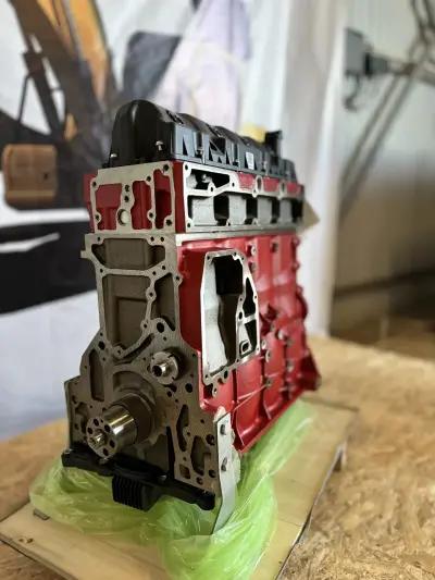 Двигатель Cummins ISF3.8 в сборе без навесного оборудования