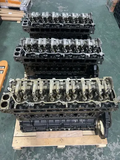 Двигатель Isuzu 6HK1 в сборе без навесного оборудования — фото 2