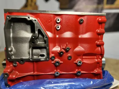 Двигатель Cummins ISF3.8 блок цилиндров в сборе — фото 7