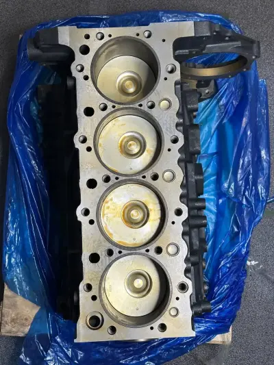 Двигатель Isuzu 4HG1T блок цилиндров в сборе — фото 5