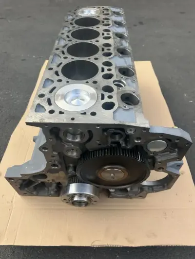 Двигатель Volvo D6D Блок цилиндров в сборе — фото 2